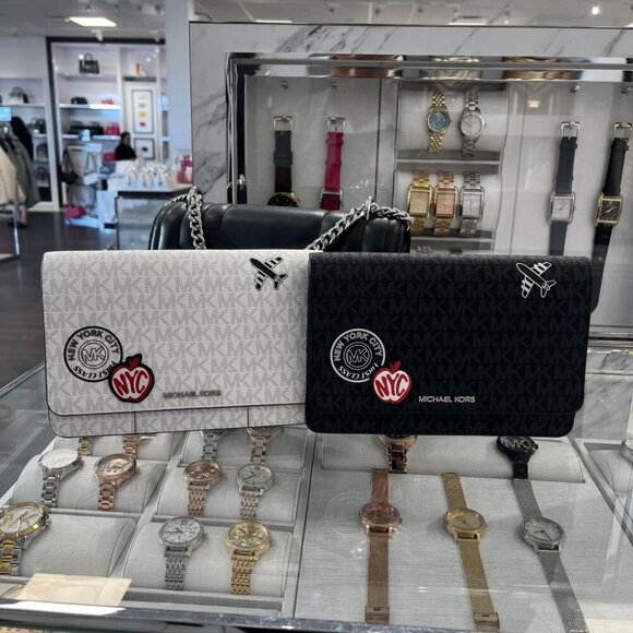 Michael Kors Cooper Large Embellished Signature Logo Travel Wallet 36R5LCOF6B - Picture 10 of 10